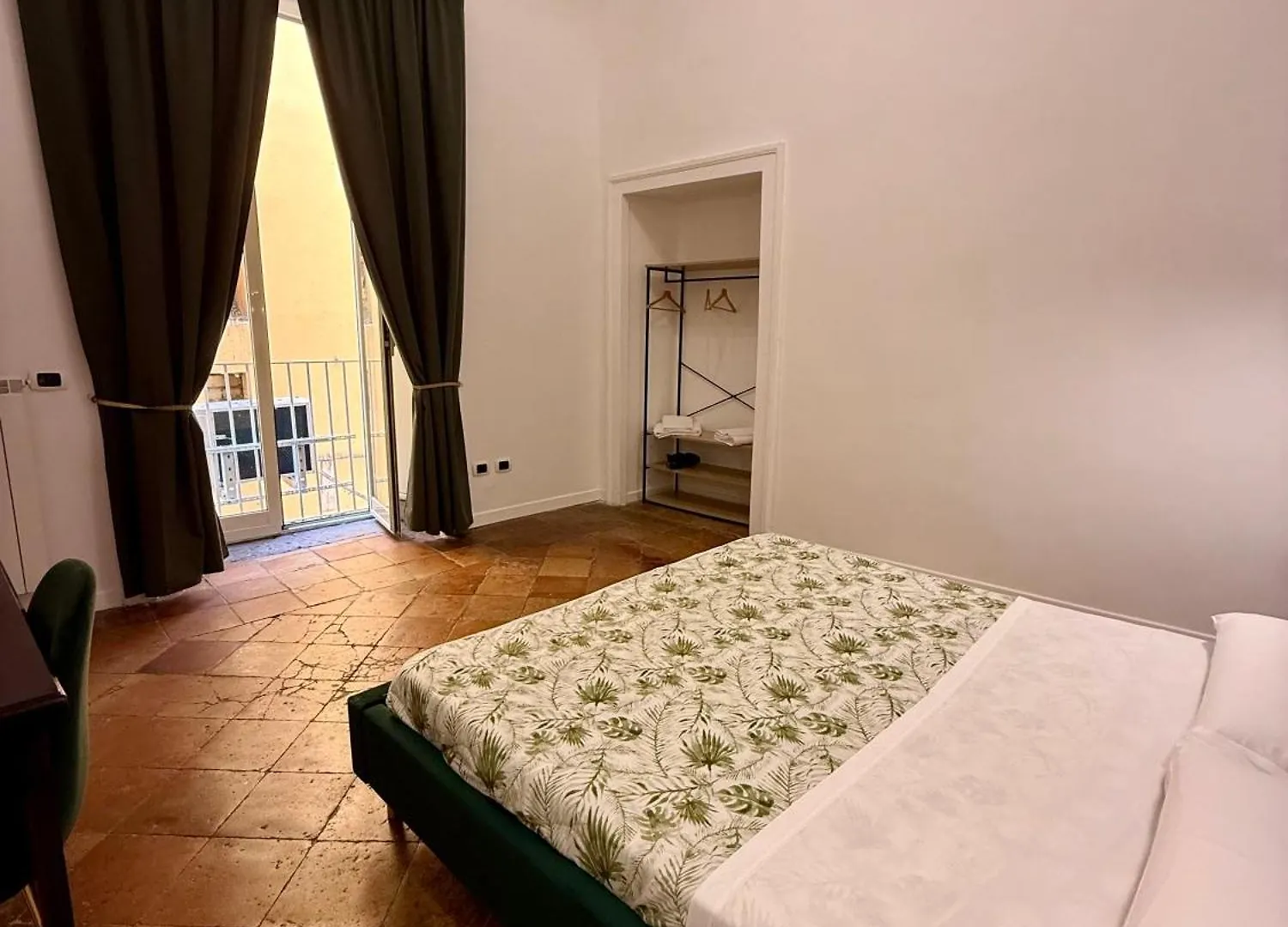 Holiday Houses Napoli 0*, ナポリ